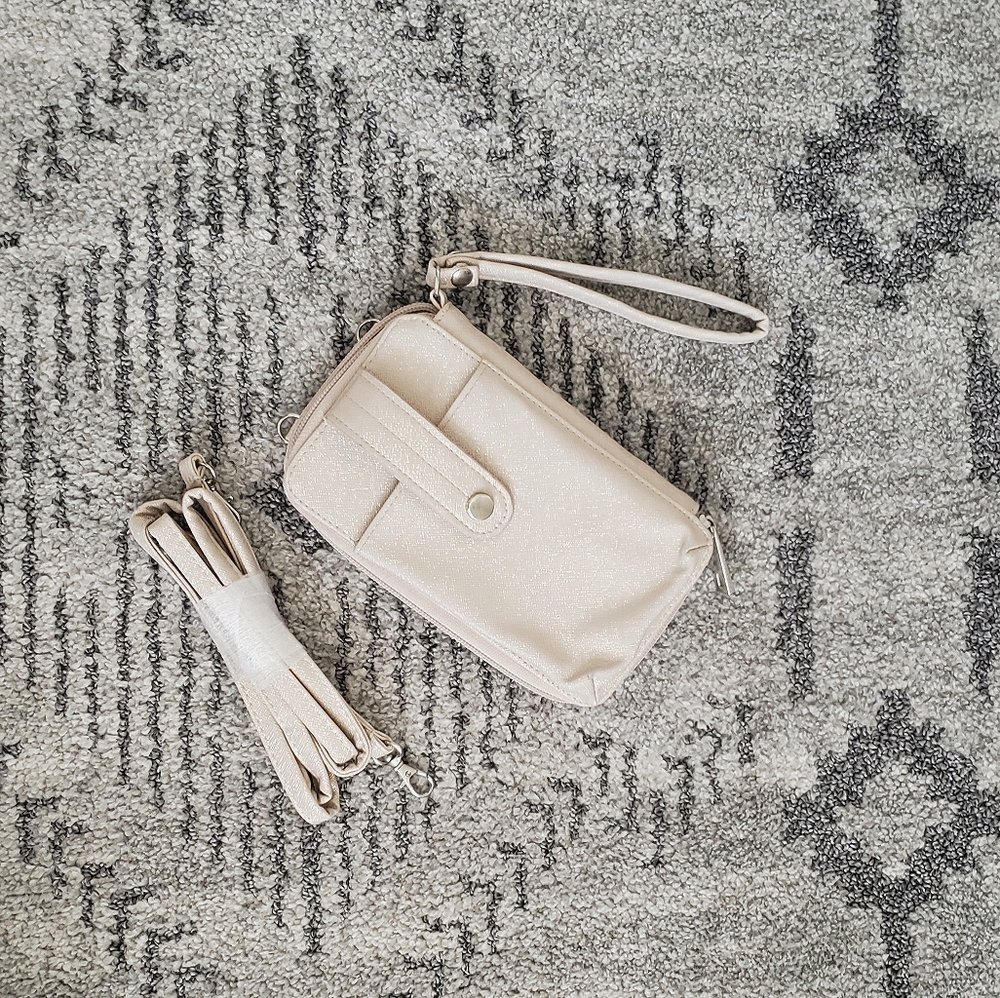 Sparkly Wristlet Wallet
